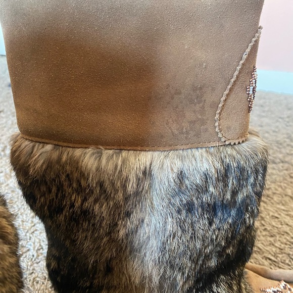 Manitobah Mukluks - Picture 5 of 7